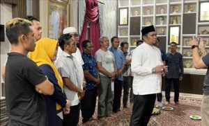 Sejumlah ketua PTK Golkar dari hampir semua kecamatan se-Kutim datang ke kediaman Kasmidi Bulang, Minggu (18/4/21).